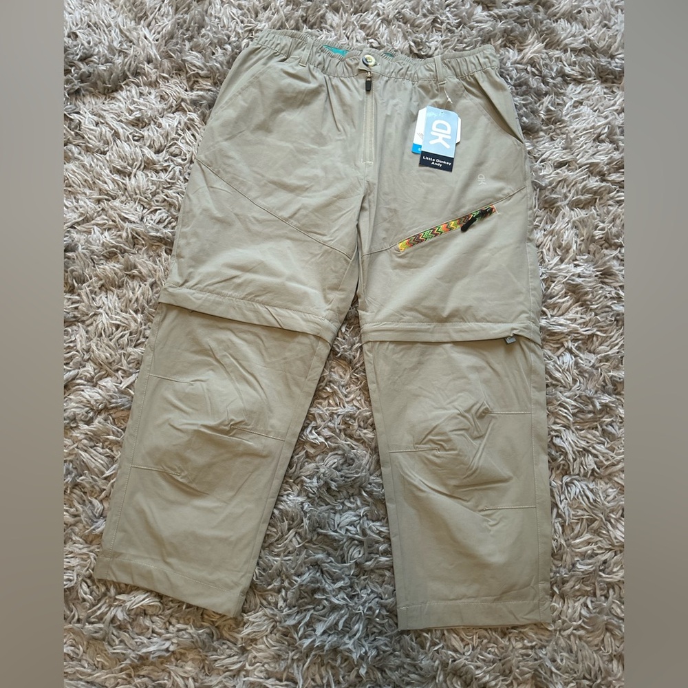 OKAIDI Women’s Convertible Khaki Capris, NWT